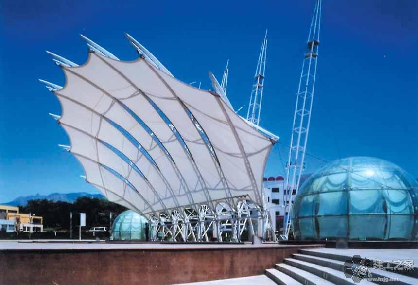 调兵山车棚膜结构网架